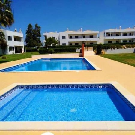 Lake Apartment - Pool And Sea View & Tennis Court & Bbq Pêra Esterno foto