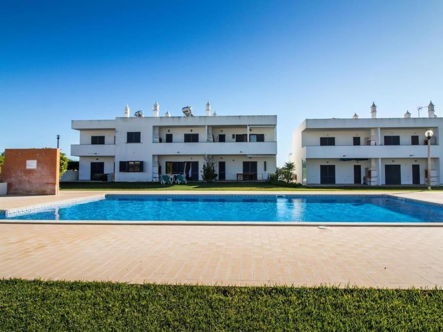 Lake Apartment - Pool And Sea View & Tennis Court & Bbq Pêra Esterno foto